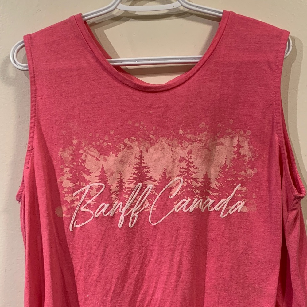 Banff Canada Women's Pink Sleeveless Top